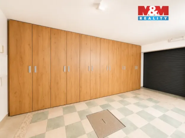Prodej rodinného domu, Březová, 190 m2