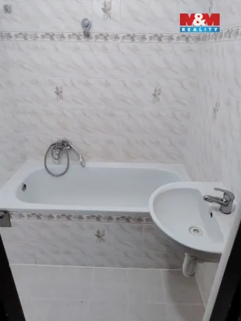 Prodej bytu 2+1, Budišov nad Budišovkou, náměstí Republiky, 50 m2