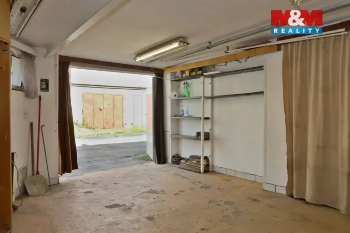 Pronájem garáže, Havlíčkův Brod, 28 m2
