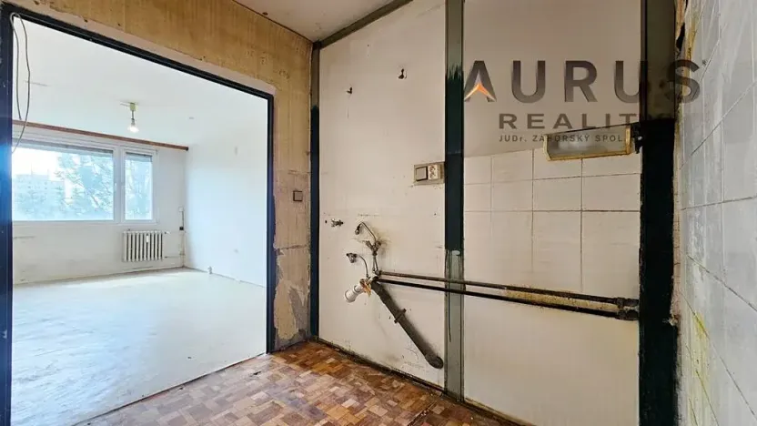 Prodej bytu 2+kk, Praha - Chodov, V průčelí, 46 m2
