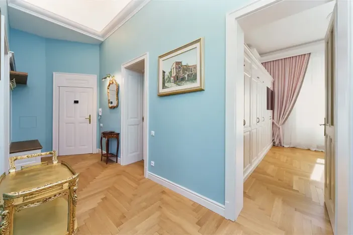 Prodej bytu 3+1, Karlovy Vary, Vítězná, 89 m2