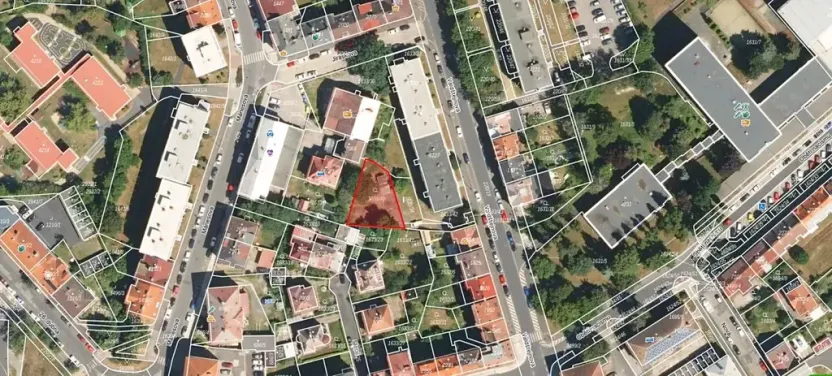Prodej komerčního pozemku, Cheb, Valdštejnova, 466 m2