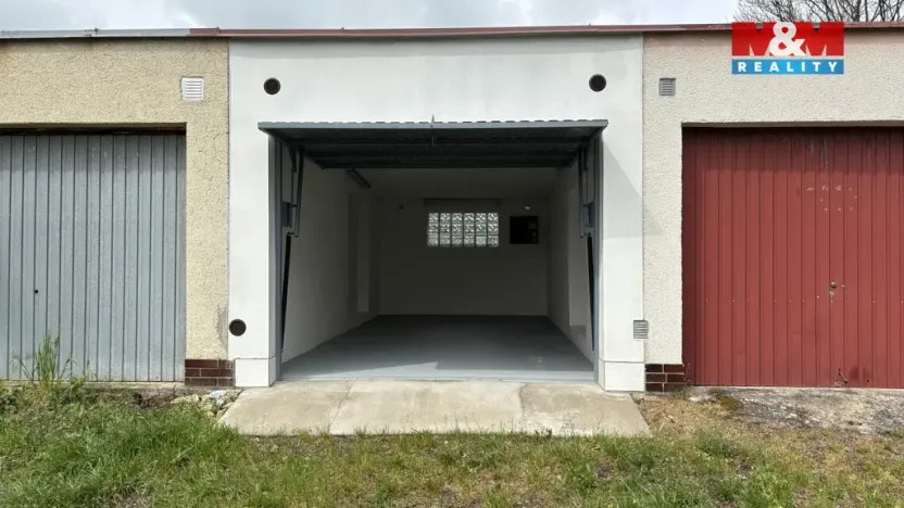 Pronájem garáže, Svitavy - Lány, 18 m2