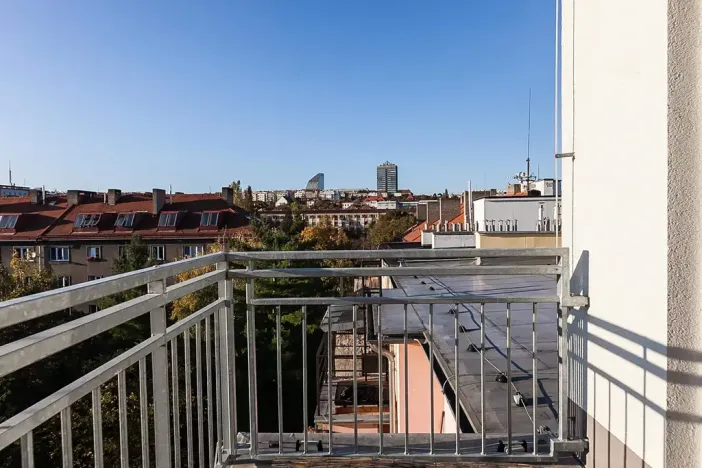 Pronájem bytu 2+kk, Praha - Vršovice, Karpatská, 43 m2
