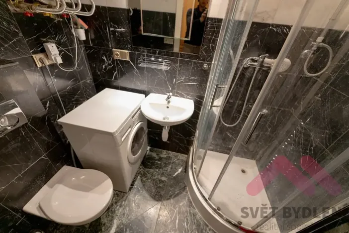 Pronájem bytu 2+kk, Praha - Karlín, Sokolovská, 47 m2