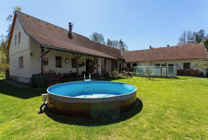 Prodej rodinného domu, Skomelno, 284 m2