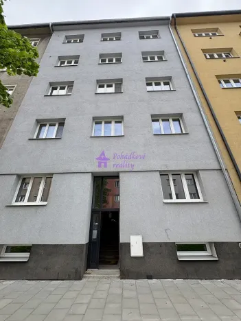 Pronájem bytu 1+1, Olomouc - Hodolany, Zeyerova, 34 m2
