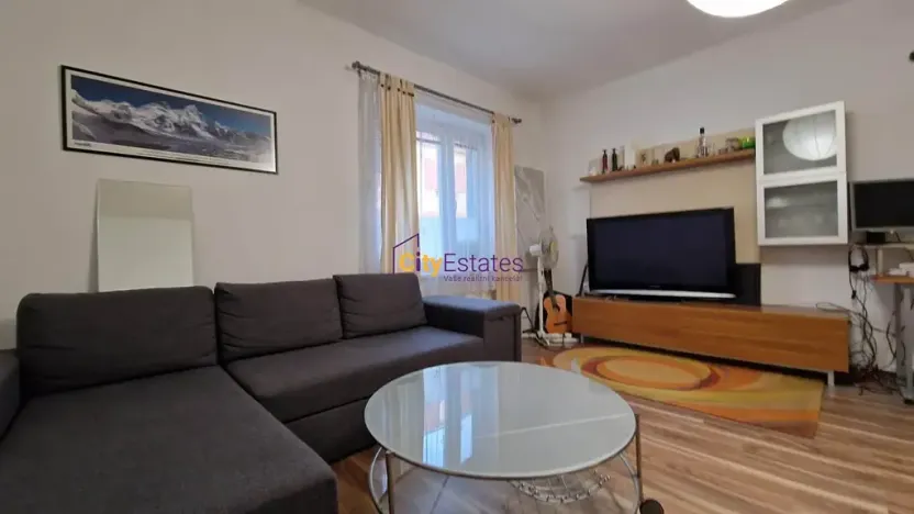 Pronájem bytu 2+kk, Praha - Košíře, Cetyňská, 56 m2