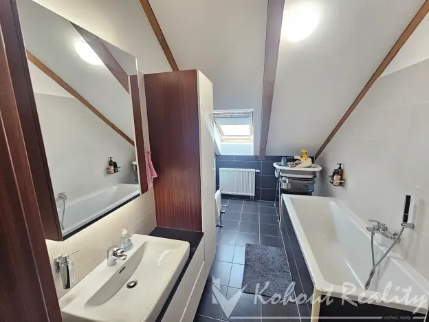 Prodej bytu 5+kk, Praha - Šeberov, K Šeberovu, 135 m2