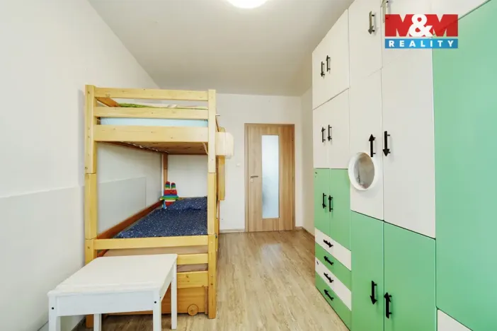 Prodej bytu 3+1, Plzeň - Bolevec, Žlutická, 62 m2