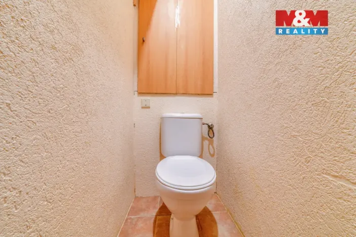 Prodej bytu 2+1, Tachov, Jabloňová, 61 m2