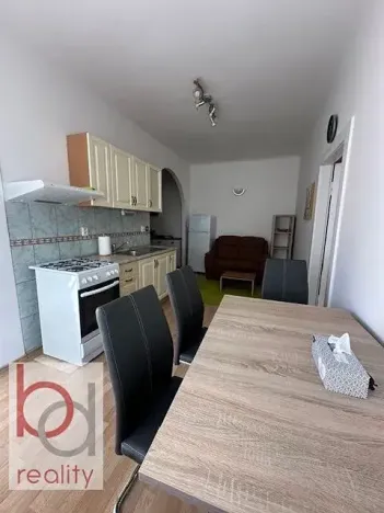 Pronájem bytu 2+kk, České Budějovice, Čechova, 58 m2
