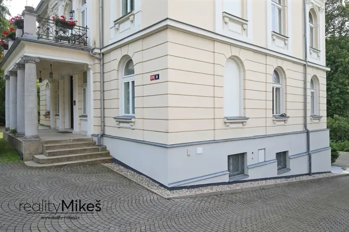 Pronájem bytu 2+kk, Liberec, Riegrova, 55 m2