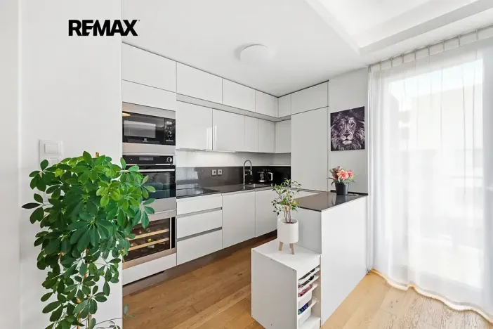 Pronájem bytu 3+kk, Praha - Hrdlořezy, Učňovská, 71 m2