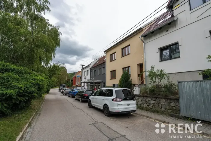 Pronájem bytu 2+kk, Brno, Pod Horkou, 44 m2