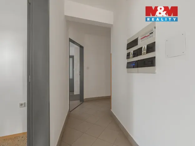 Pronájem kanceláře, Postupice - Milovanice, 212 m2