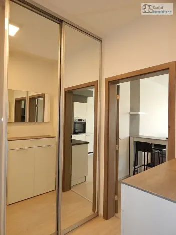 Pronájem bytu 1+kk, Brno, Střední, 38 m2