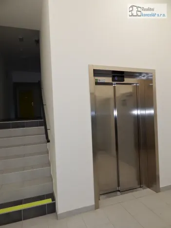 Pronájem bytu 1+kk, Brno, Střední, 38 m2