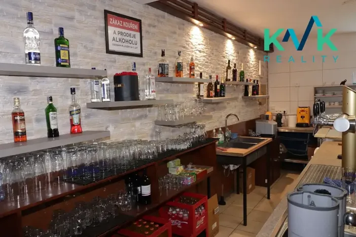 Pronájem restaurace, Karlovy Vary, Závodu míru, 150 m2