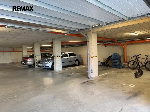 Prodej garážového stání, Slavkov u Brna, Zelnice II., 16 m2