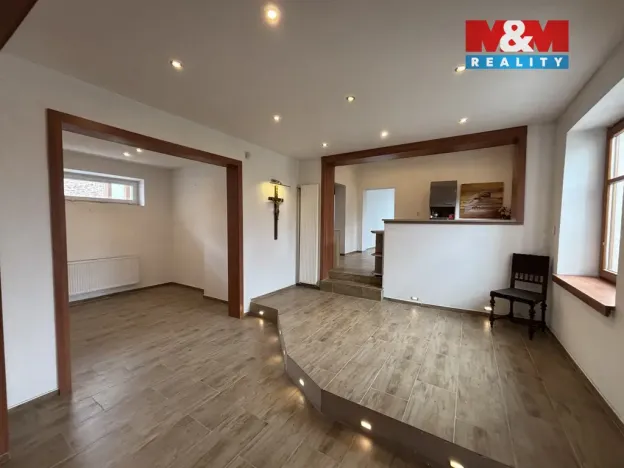 Prodej rodinného domu, Olomouc - Nemilany, Lidická, 350 m2
