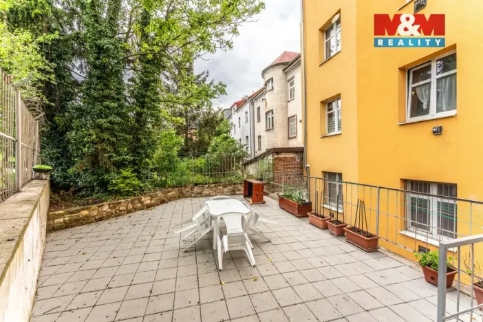 Pronájem bytu 1+kk, Praha - Vysočany, Novovysočanská, 38 m2
