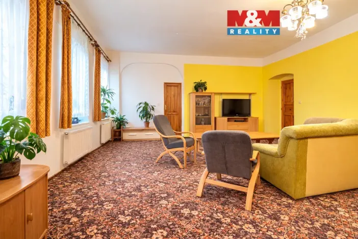 Prodej bytu 3+1, Nový Bor - Arnultovice, Gen. Svobody, 97 m2