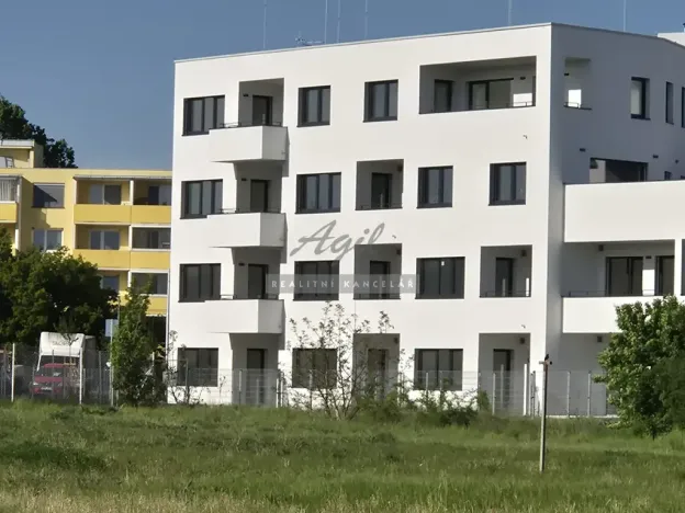 Pronájem bytu 2+kk, Šlapanice, 56 m2