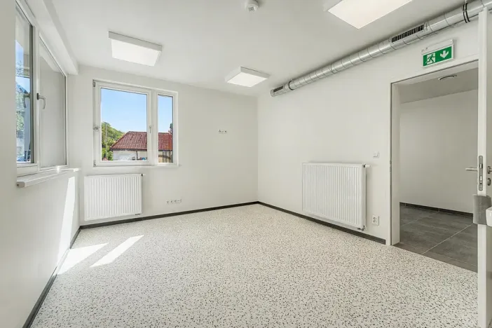 Pronájem komerční, Praha - Lysolaje, Kovárenská, 82 m2