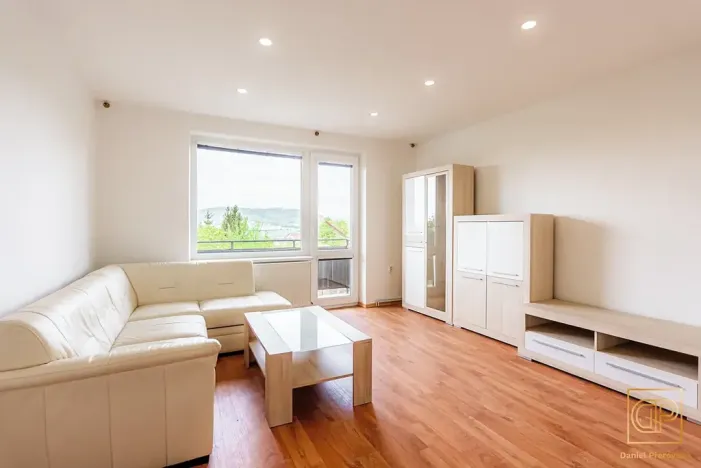 Prodej bytu 3+1, Čebín, 83 m2