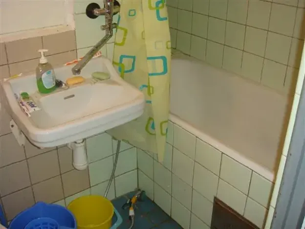 Pronájem bytu 1+kk, Praha - Kobylisy, Kyselova, 24 m2