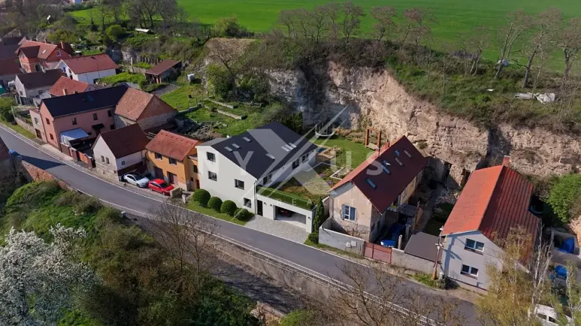 Prodej rodinného domu, Neuměřice, 150 m2