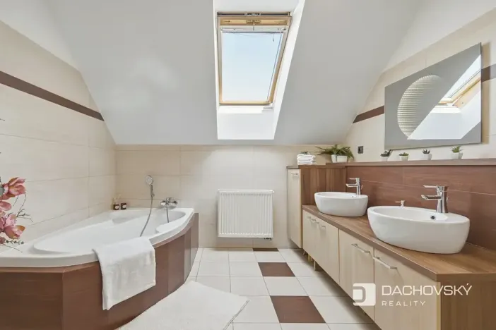 Prodej rodinného domu, Rabštejnská Lhota, 209 m2