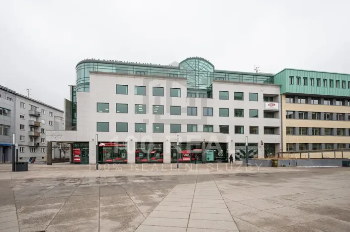 Pronájem bytu 3+kk, Hradec Králové, náměstí 28. října, 74 m2