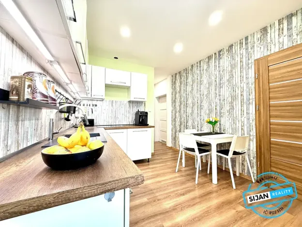 Prodej bytu 4+1, Krnov, Tyršova, 84 m2