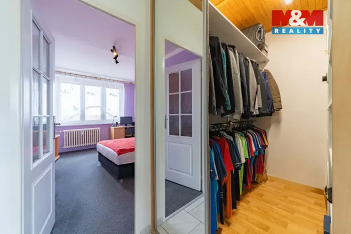 Pronájem bytu 2+1, Cheb, Šeříková, 56 m2