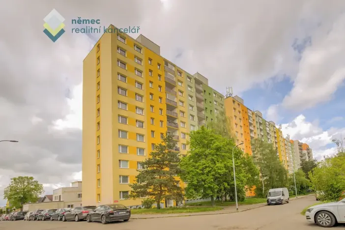 Pronájem bytu 1+kk, Praha - Kamýk, Otradovická, 34 m2