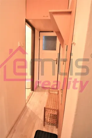 Pronájem bytu 2+1, Praha - Ruzyně, Stochovská, 56 m2
