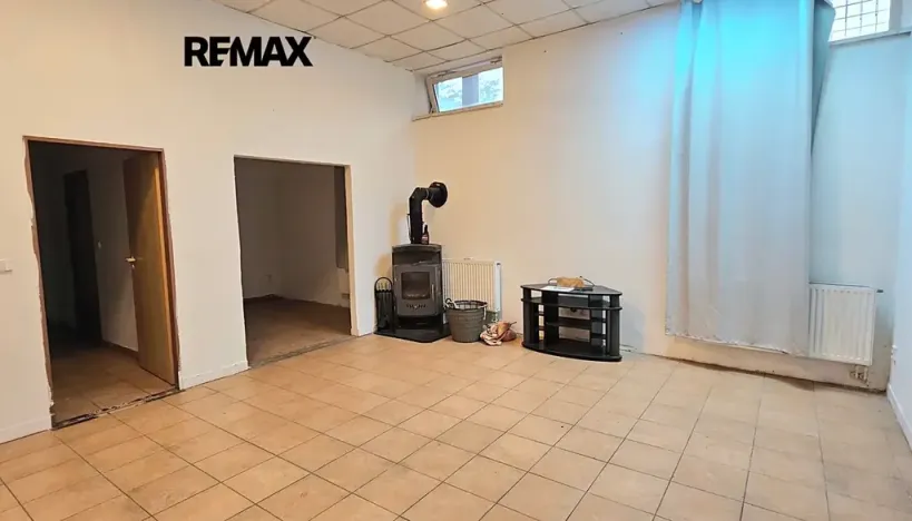 Pronájem výrobních prostor, Karviná, U Barbory, 1000 m2