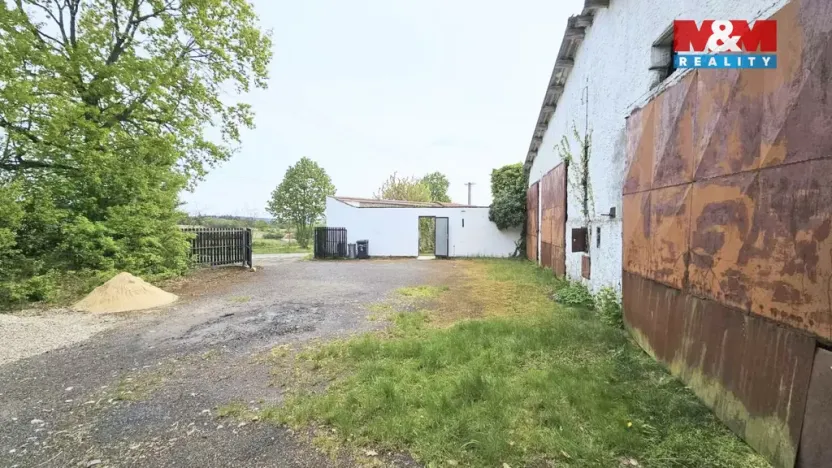 Pronájem výrobních prostor, Kluky - Dobešice, 400 m2