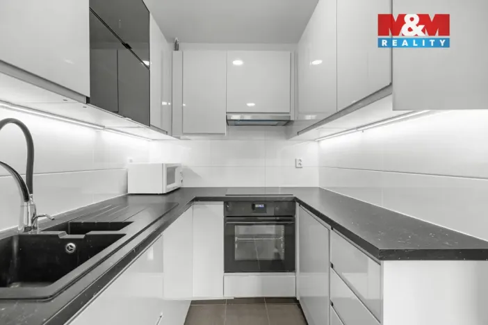 Prodej bytu 3+kk, Praha - Ruzyně, U silnice, 64 m2