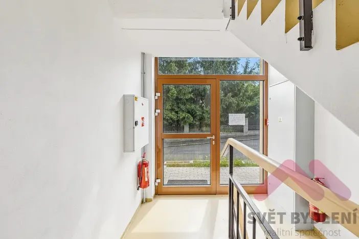 Pronájem bytu 1+kk, Praha - Hloubětín, Pokorného, 34 m2