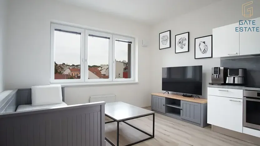 Pronájem bytu 1+kk, Brno, Gajdošova, 33 m2