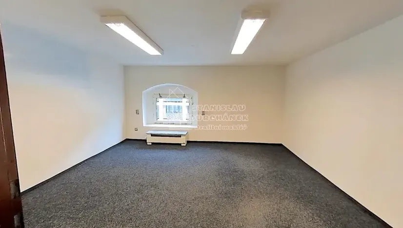 Pronájem kanceláře, Praha - Karlín, Thámova, 16 m2