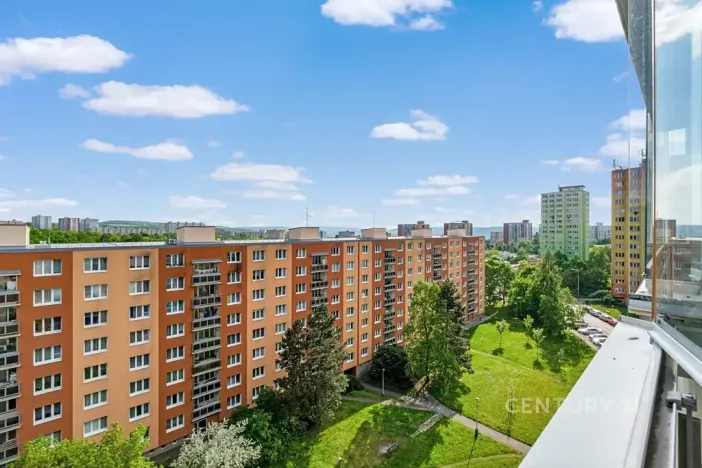 Pronájem bytu 2+1, Praha - Kamýk, Zárubova, 61 m2