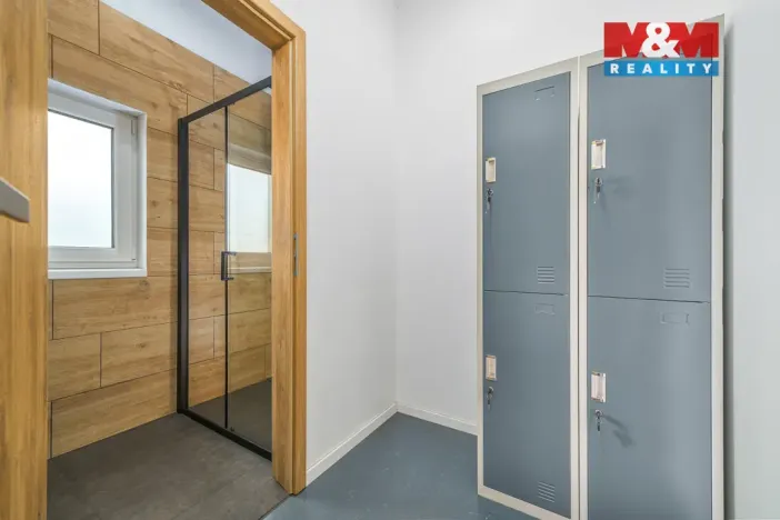 Prodej obchodního prostoru, Čáslav - Čáslav-Nové Město, Táborská, 270 m2