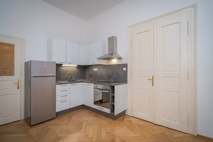 Pronájem bytu 2+kk, Praha - Nové Město, Lípová, 44 m2