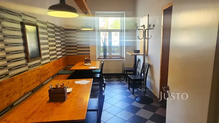Pronájem restaurace, Písek, Sedláčkova, 110 m2