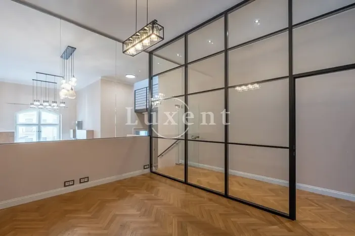 Pronájem kanceláře, Praha - Josefov, Pařížská, 210 m2