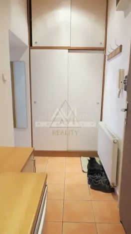 Pronájem bytu 2+1, Praha - Vršovice, Žitomírská, 51 m2